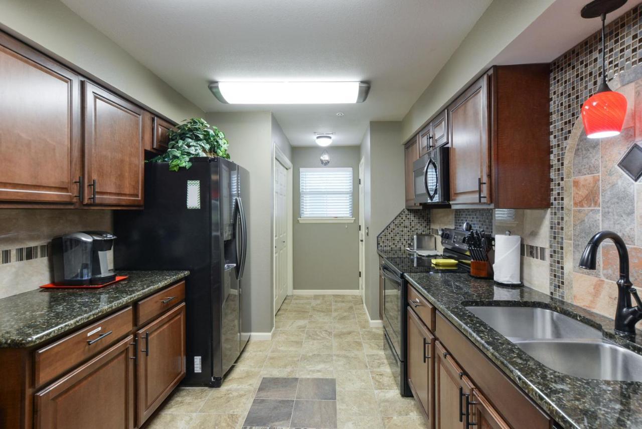 Luxury Condos At Thousand Hills - Heart Of Branson - Beautifully Remodeled - Spacious And Affordable Extérieur photo