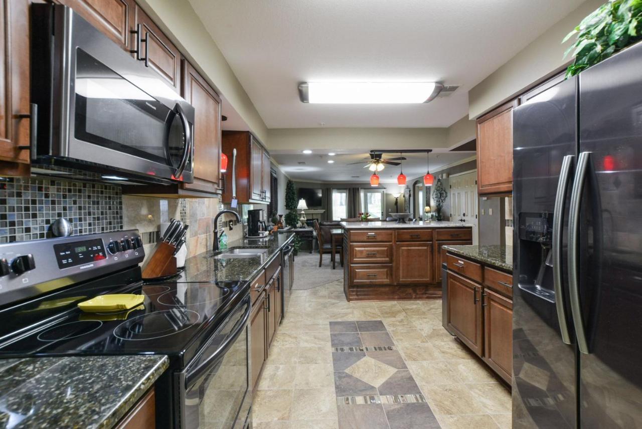 Luxury Condos At Thousand Hills - Heart Of Branson - Beautifully Remodeled - Spacious And Affordable Extérieur photo