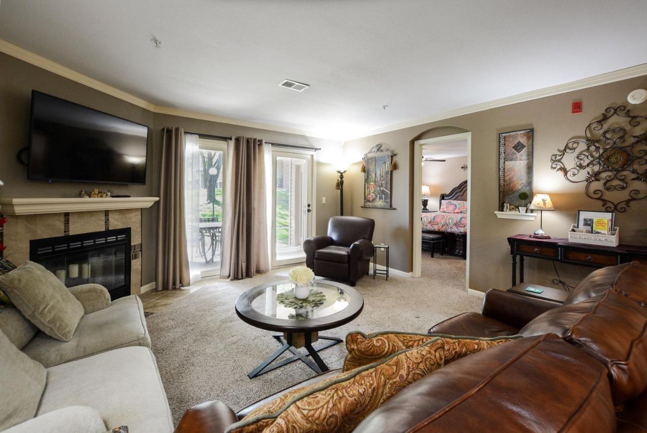 Luxury Condos At Thousand Hills - Heart Of Branson - Beautifully Remodeled - Spacious And Affordable Extérieur photo