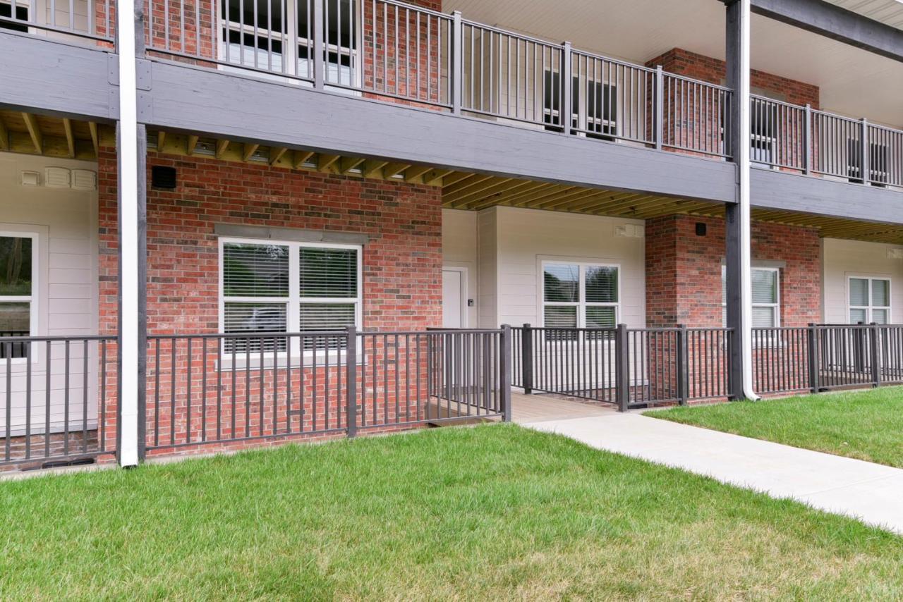 Luxury Condos At Thousand Hills - Heart Of Branson - Beautifully Remodeled - Spacious And Affordable Extérieur photo