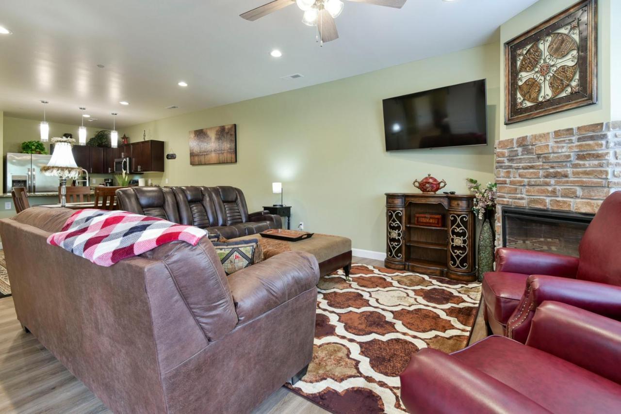 Luxury Condos At Thousand Hills - Heart Of Branson - Beautifully Remodeled - Spacious And Affordable Extérieur photo