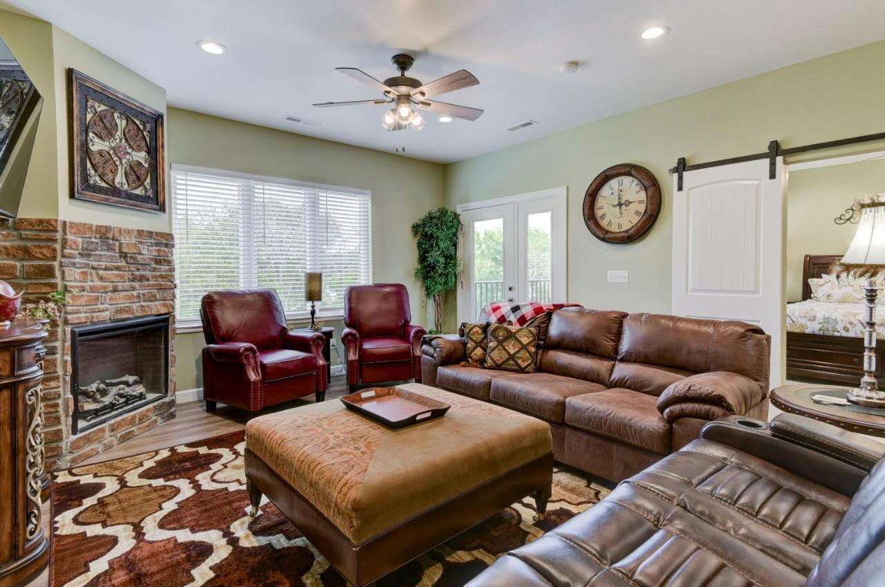 Luxury Condos At Thousand Hills - Heart Of Branson - Beautifully Remodeled - Spacious And Affordable Extérieur photo